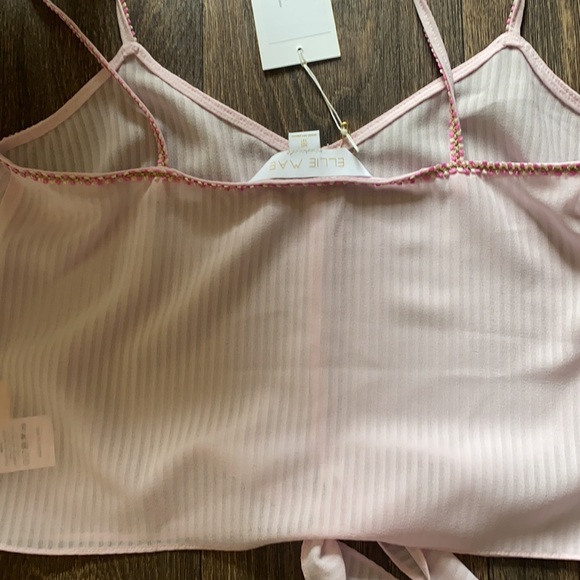 NWT Haylee Top in Pink - Picture 5 of 9